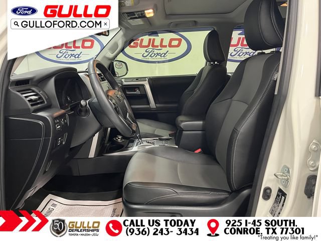 Used 2022 Toyota 4Runner SR5 Premium w/ Moonroof Package AWD/4WD image 18