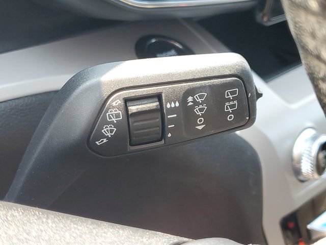 Certified 2023 Ford Explorer XLT w/ Equipment Group 202A AWD/4WD image 20