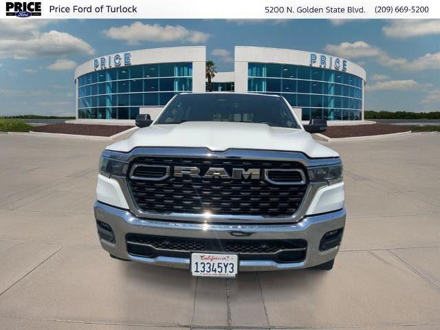 Used 2025 RAM 1500 Big Horn AWD/4WD image 2