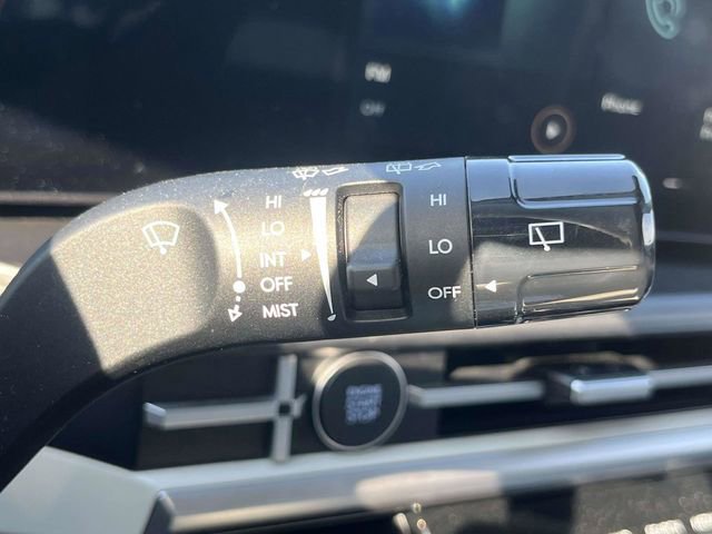 Used 2025 Hyundai Santa Fe SEL image 25