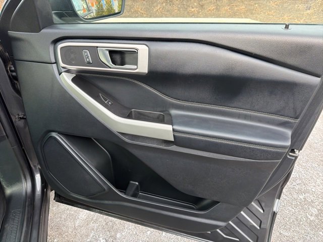 Certified 2020 Ford Explorer XLT w/ Equipment Group 202A image 45
