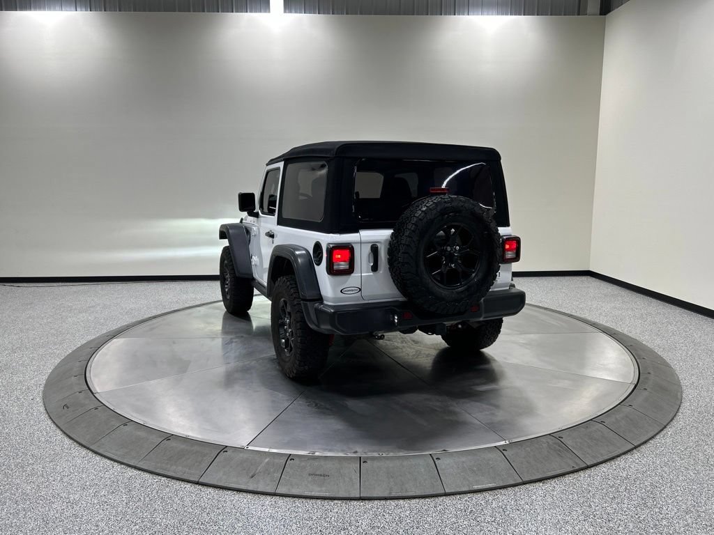 Used 2024 Jeep Wrangler Sport AWD/4WD image 9