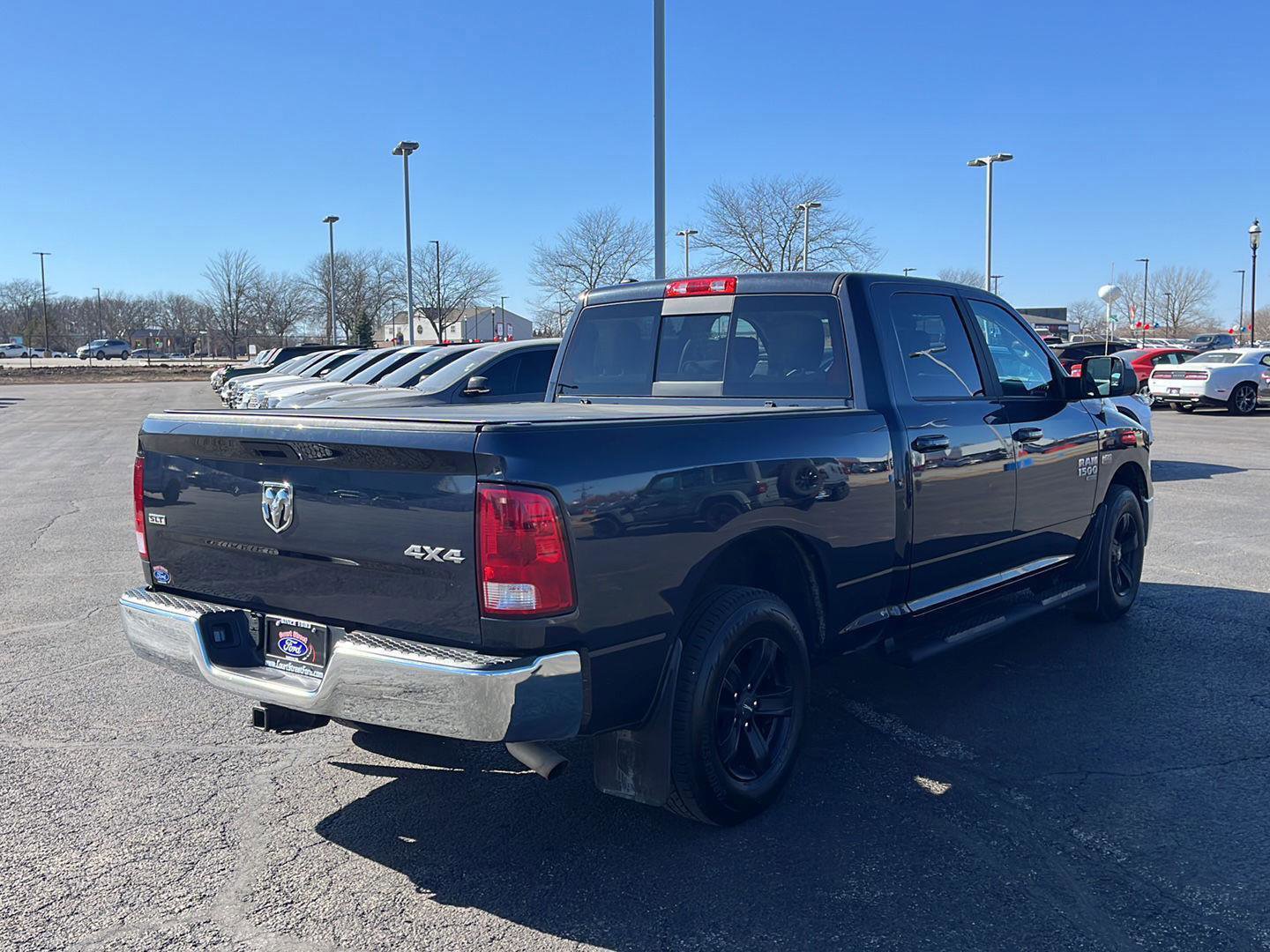 Used 2021 RAM 1500 Classic SLT image 5