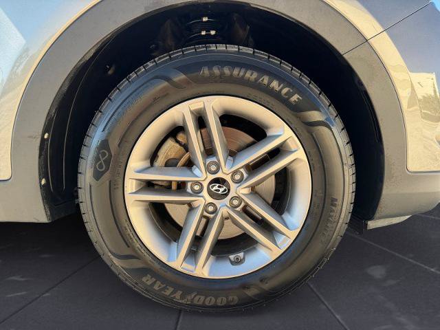 Used 2018 Hyundai Santa Fe Sport FWD image 14