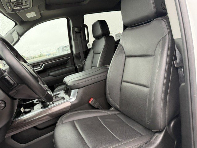 Used 2025 Chevrolet Silverado 1500 LTZ w/ LTZ Premium Package AWD/4WD image 14