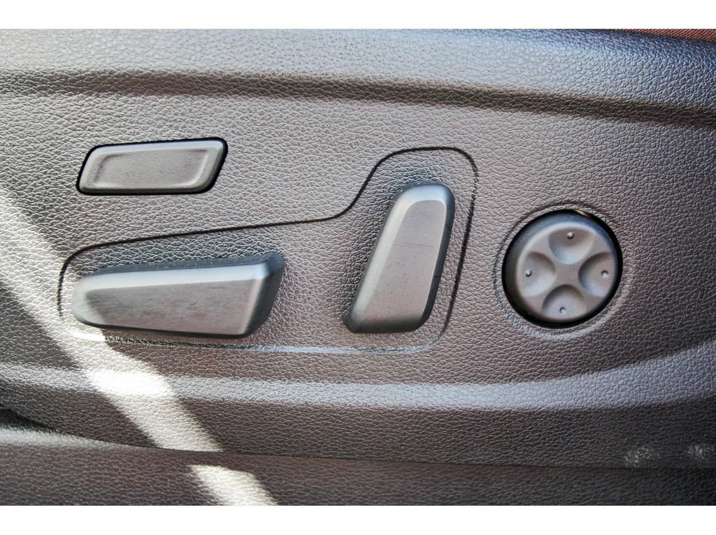 Used 2023 Kia Telluride SX FWD image 32