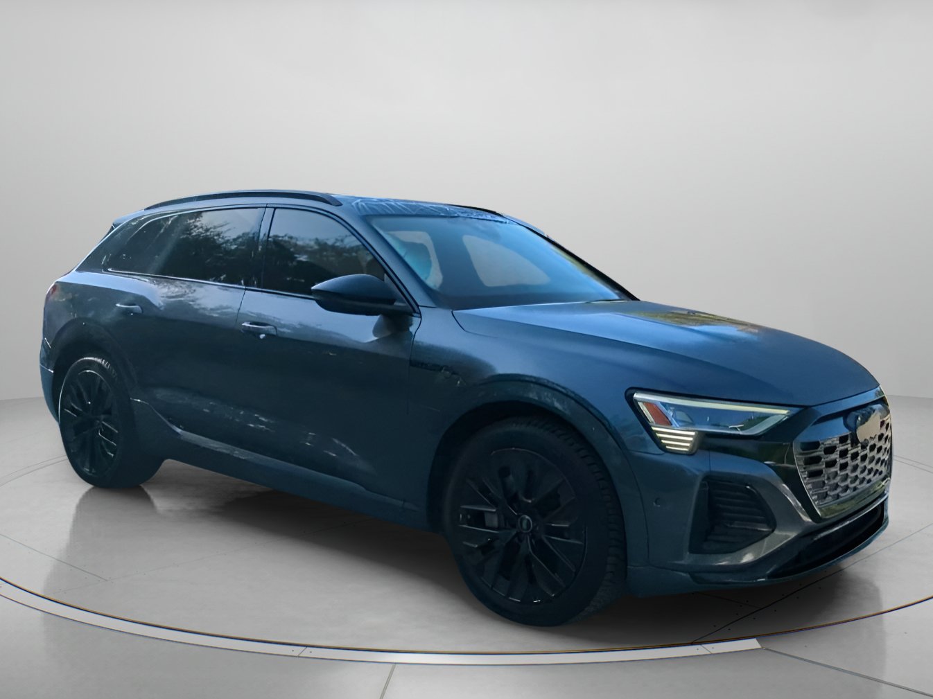 Used 2024 Audi Q8 e-tron Prestige AWD/4WD image 36
