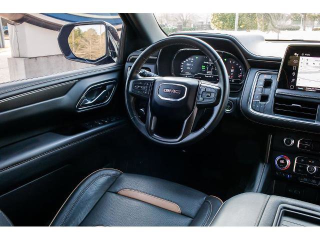 Used 2023 GMC Yukon AT4 w/ Technology Package image 13