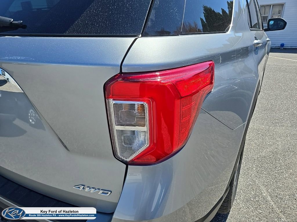 Certified 2023 Ford Explorer XLT w/ Equipment Group 202A AWD/4WD image 22