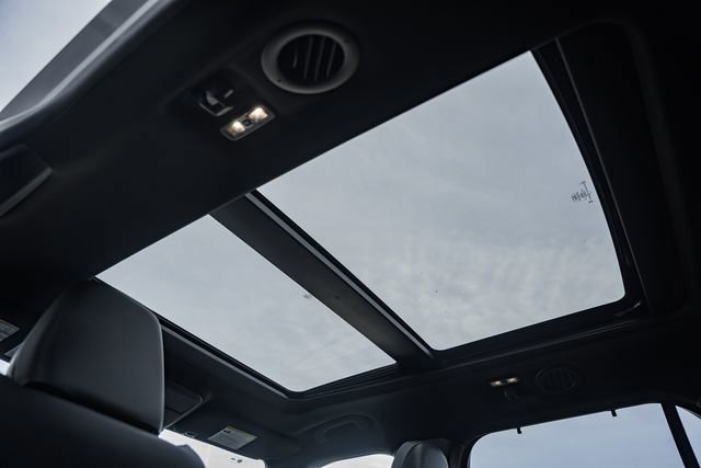 Certified 2024 Ford Explorer ST w/ Equipment Group 401A image 43