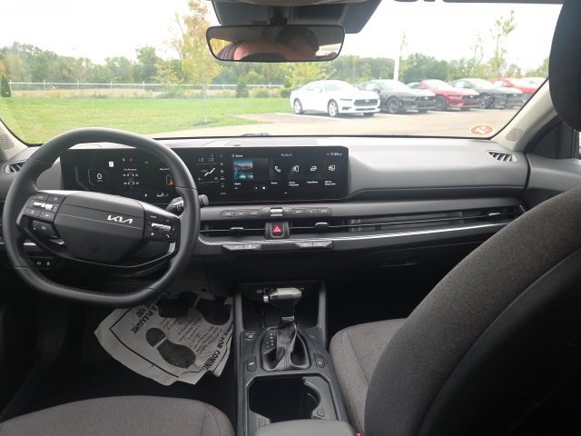 Used 2025 Kia K4 EX FWD image 14