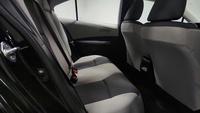 Used 2025 Toyota Corolla LE image 21