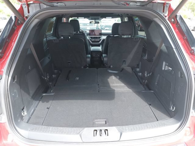 Certified 2025 Ford Explorer ST-Line AWD/4WD image 12