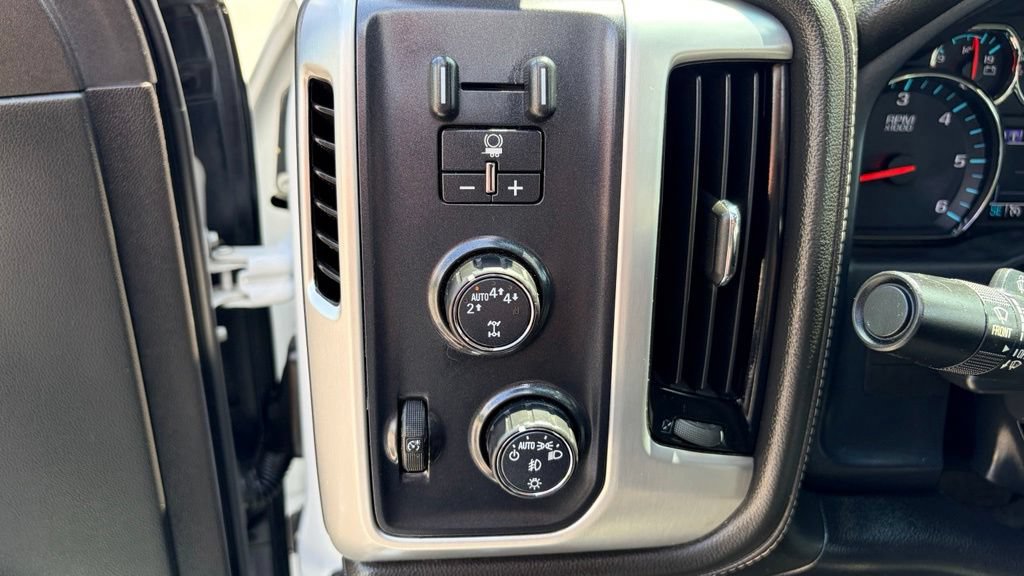 Used 2018 GMC Sierra 1500 SLE w/ SLE Value Package AWD/4WD image 19