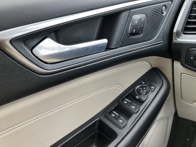 Certified 2024 Ford Edge Titanium image 40