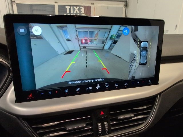 Certified 2024 Ford Escape Platinum image 21