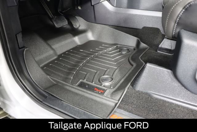 Certified 2019 Ford F150 Raptor w/ Equipment Group 802A Luxury image 38