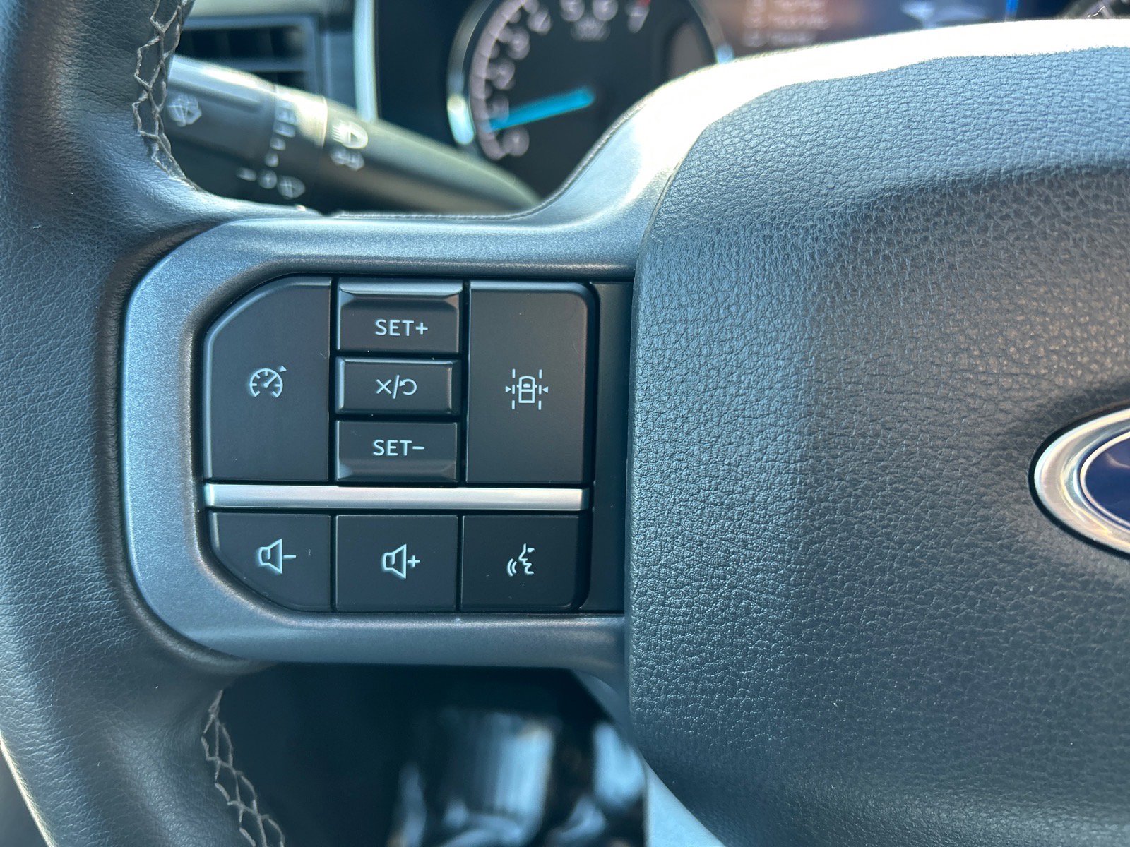 Certified 2023 Ford F150 XLT w/ Equipment Group 302A High AWD/4WD image 23
