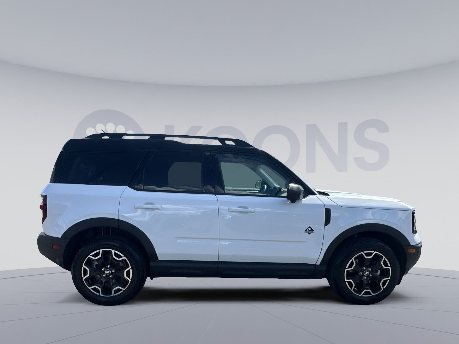 Certified 2025 Ford Bronco Sport Outer Banks w/ Outer Banks Tech Package+ AWD/4WD image 12