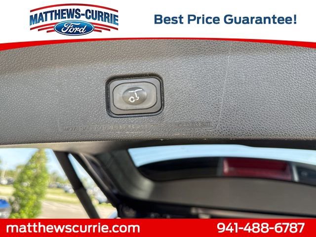 Certified 2018 Ford Explorer XLT w/ Equipment Group 202A AWD/4WD image 16