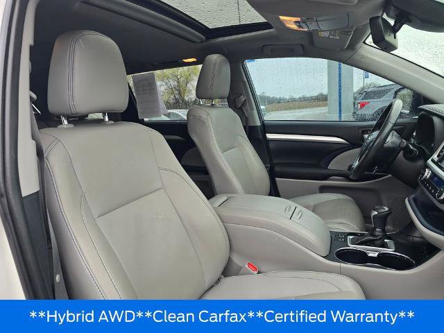 Used 2019 Toyota Highlander XLE AWD/4WD image 20