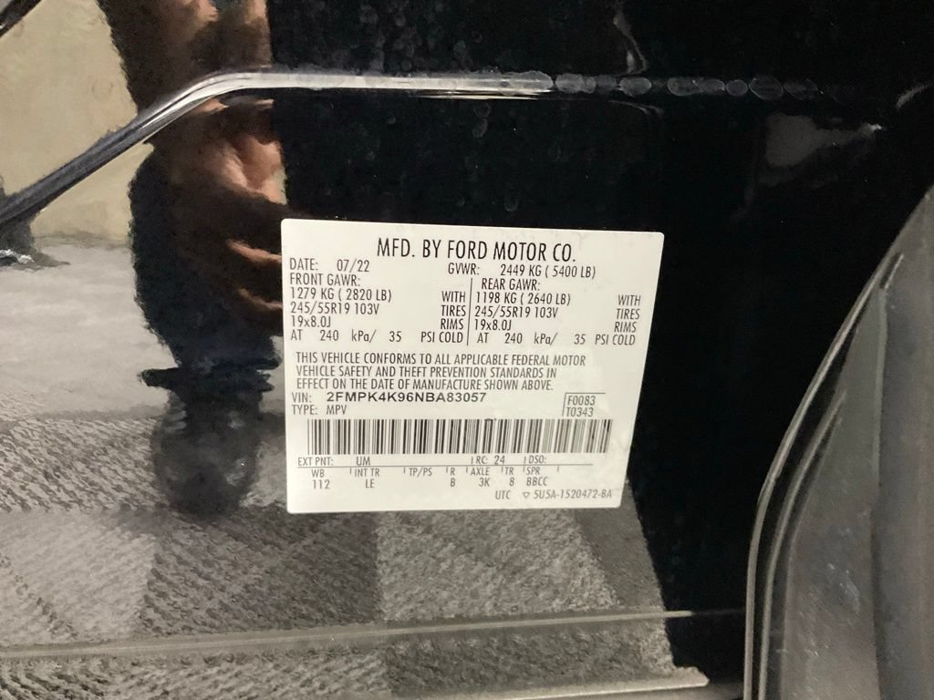 Certified 2022 Ford Edge Titanium AWD/4WD image 27
