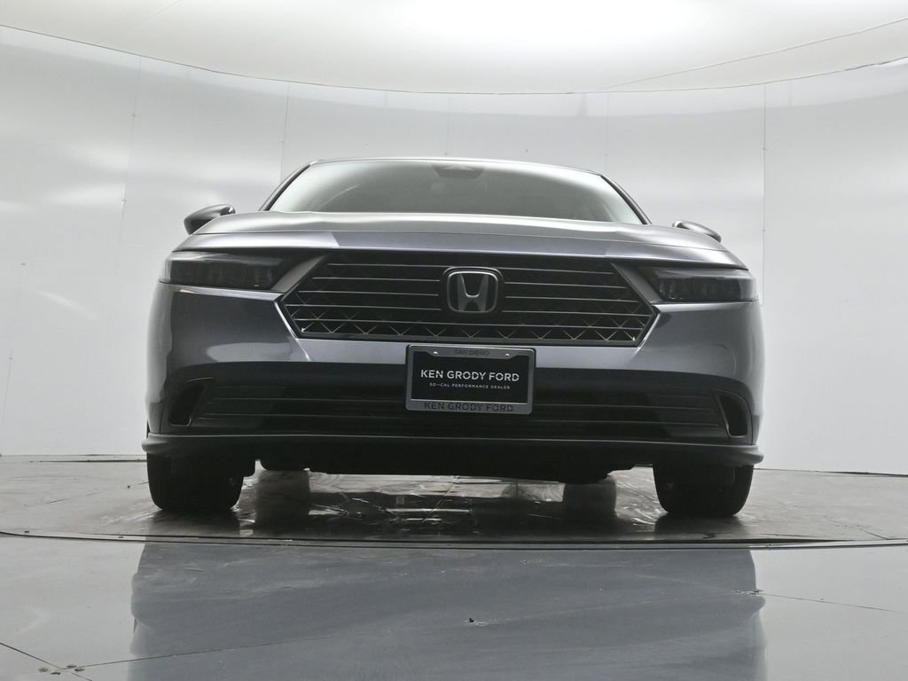 Used 2025 Honda Accord SE image 38