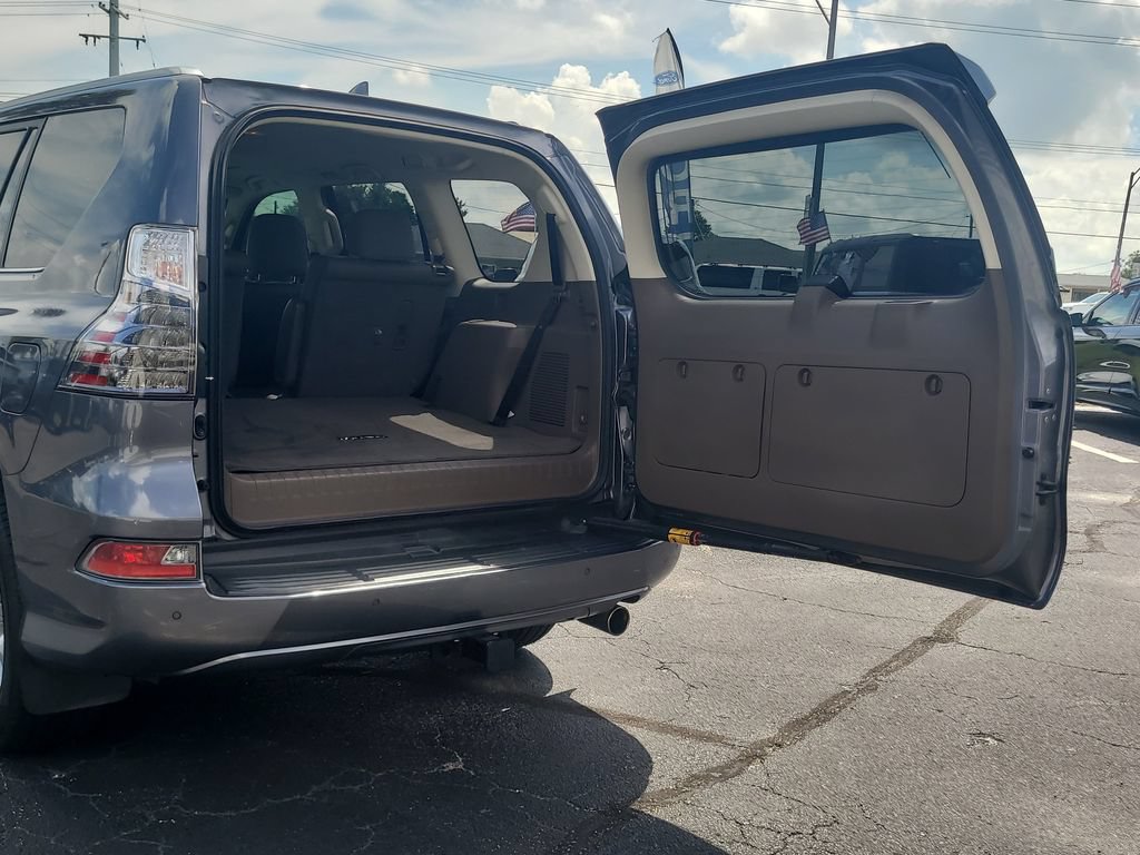 Used 2019 Lexus GX 460 Premium AWD/4WD image 7