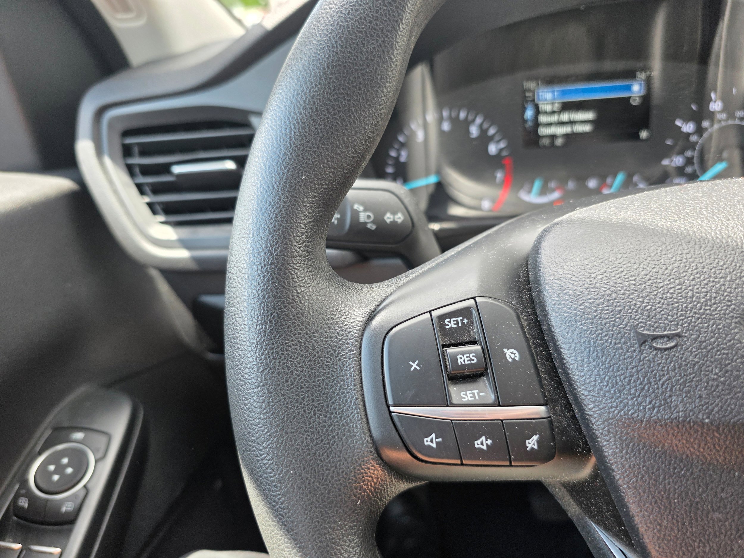 Certified 2022 Ford Escape SE AWD/4WD image 15