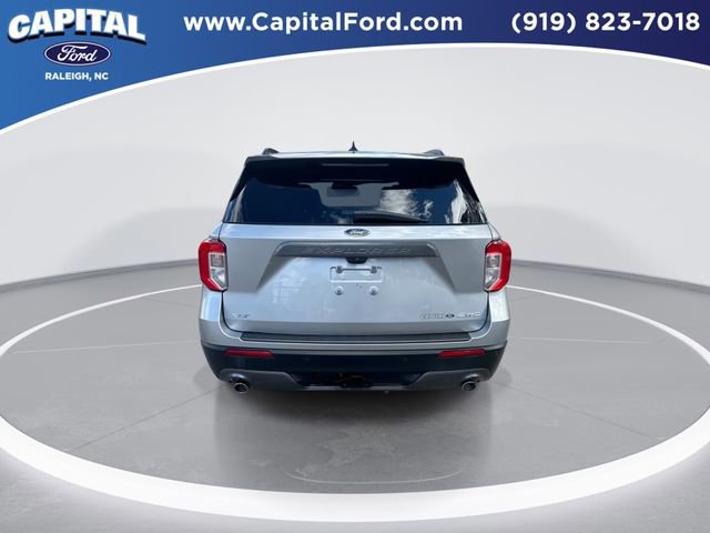 Certified 2022 Ford Explorer XLT w/ Equipment Group 202A image 5