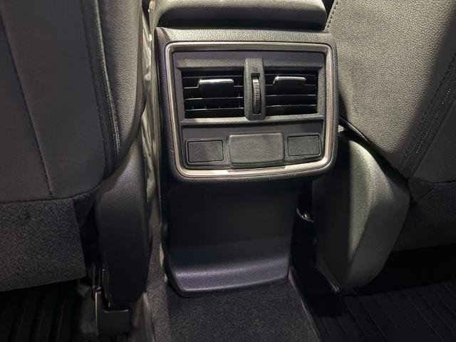 Used 2024 Subaru Forester Premium AWD/4WD image 26