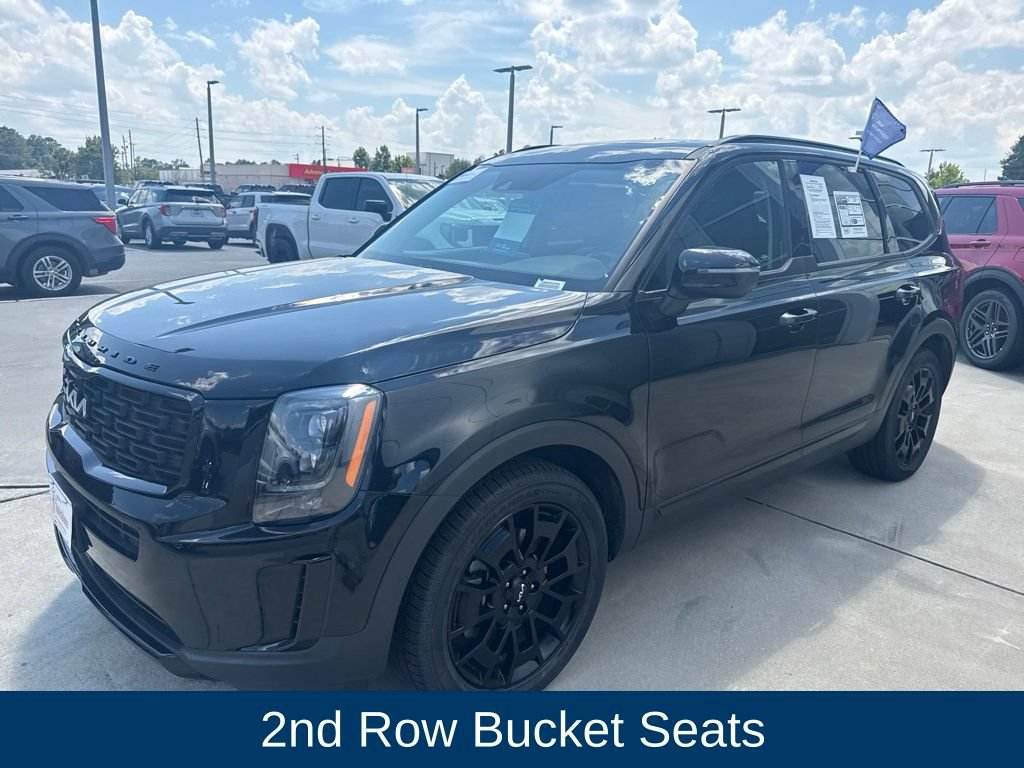 Used 2022 Kia Telluride EX w/ EX Premium Package AWD/4WD image 3