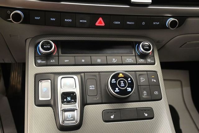 Used 2023 Hyundai Palisade SEL AWD/4WD image 13