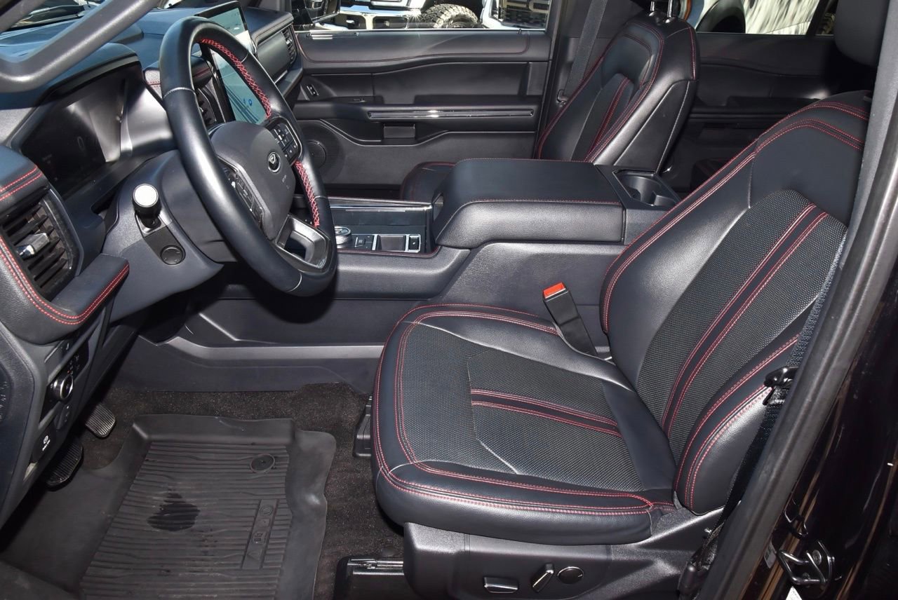 Certified 2023 Ford Expedition Limited image 15
