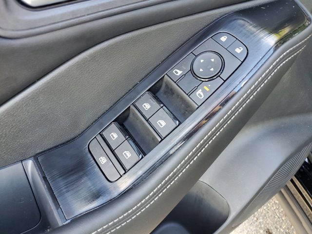 Used 2023 Nissan Rogue SV w/ SV Premium B Package image 17