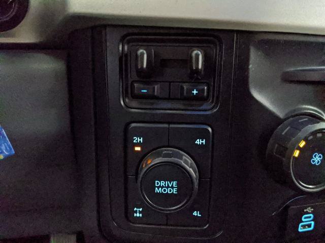 Certified 2025 Ford F250 XLT w/ FX4 Off-Road Package AWD/4WD image 9