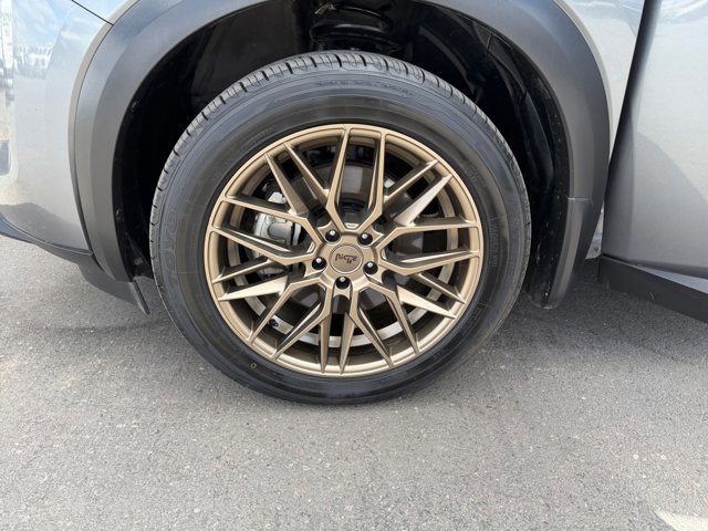 Used 2022 Nissan Pathfinder SL w/ SL Premium Package image 27