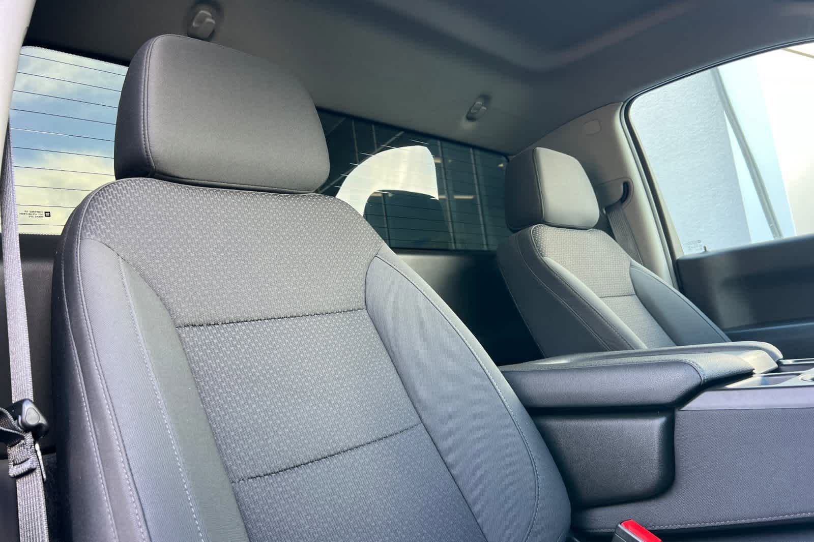 Used 2026 Chevrolet Silverado 1500 W/T w/ WT Value Package image 17