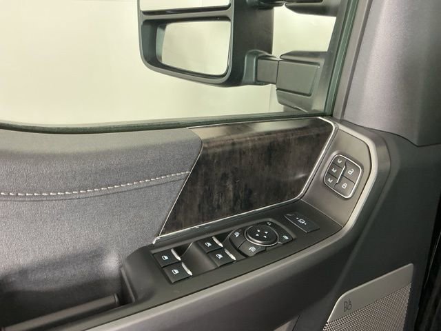 Certified 2025 Ford F350 Lariat w/ Black Appearance Package AWD/4WD image 16