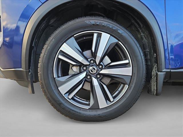 Used 2021 Nissan Rogue SL AWD/4WD image 25