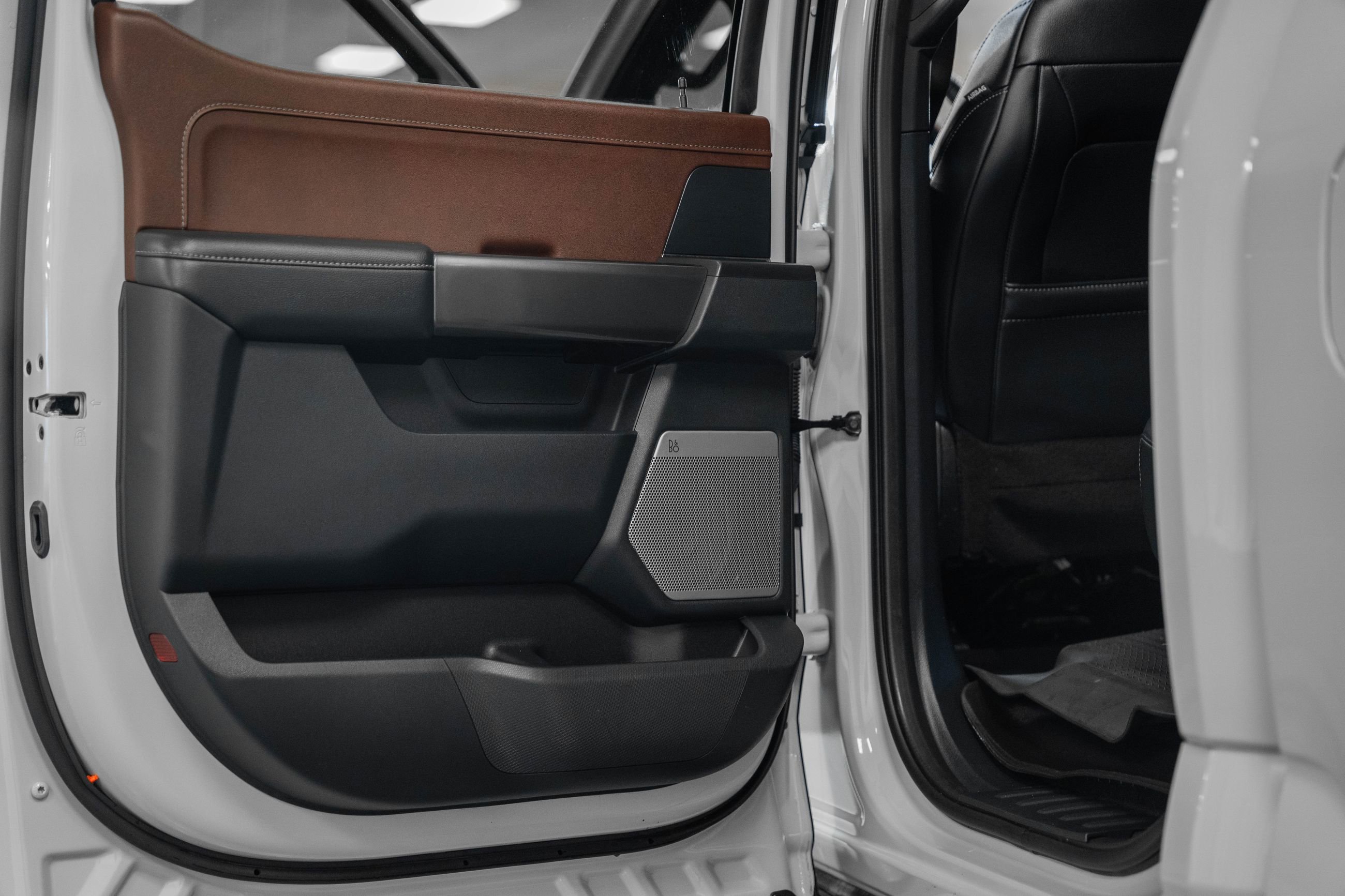 Certified 2023 Ford F150 Lariat w/ Equipment Group 502A High image 46