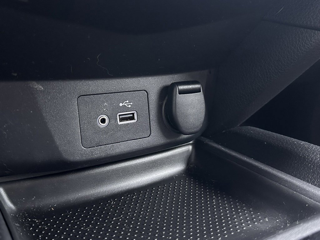 Used 2018 Nissan Rogue SV w/ Premium Package image 28