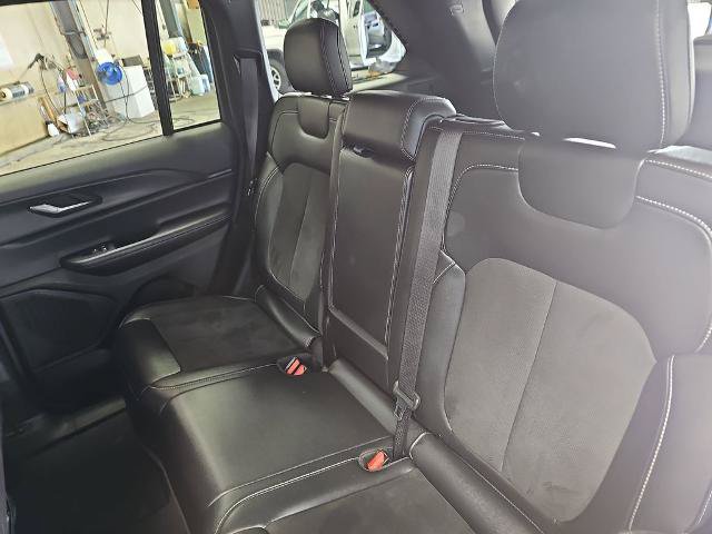 Used 2024 Jeep Grand Cherokee Altitude AWD/4WD image 14