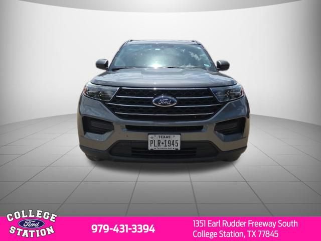 Certified 2021 Ford Explorer XLT RWD image 2