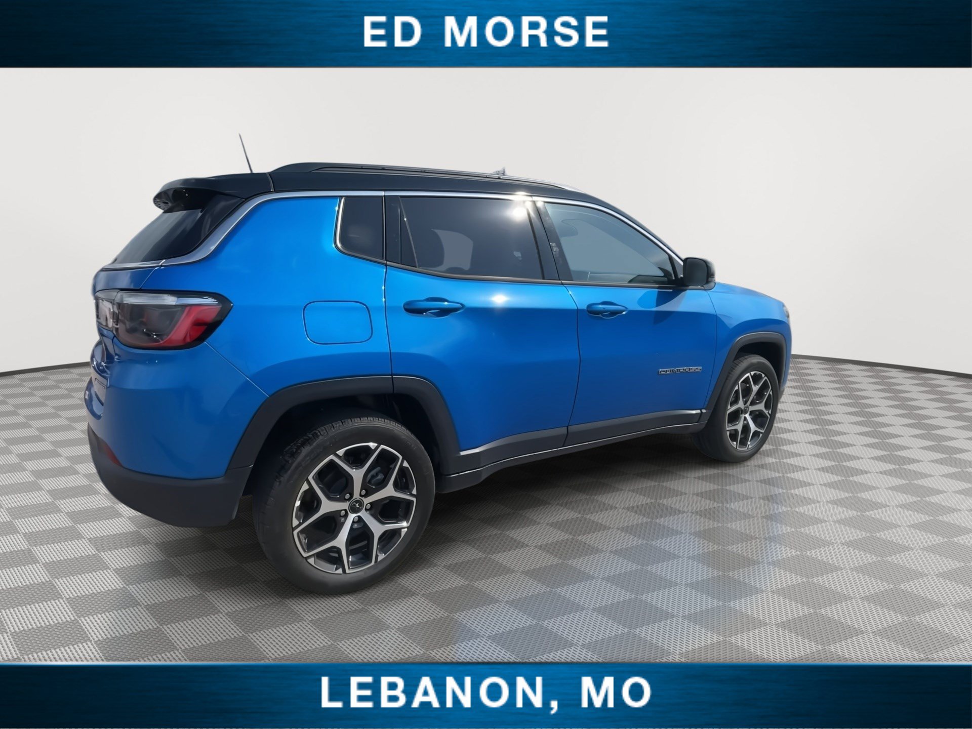 Used 2025 Jeep Compass Limited AWD/4WD image 8