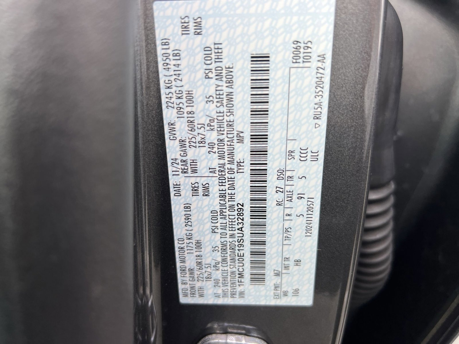 Certified 2025 Ford Escape SE image 28