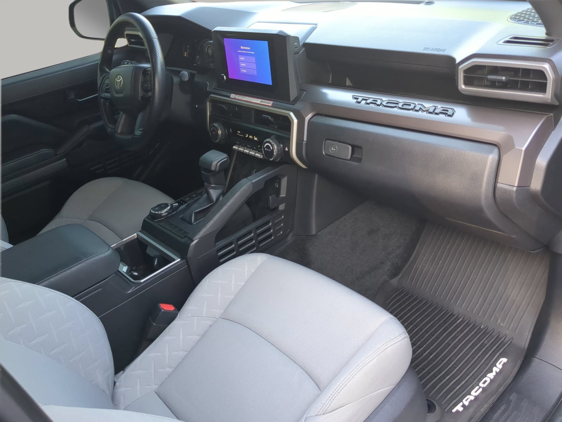 Used 2025 Toyota Tacoma SR5 AWD/4WD image 49
