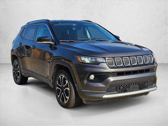 Used 2022 Jeep Compass Limited AWD/4WD image 3