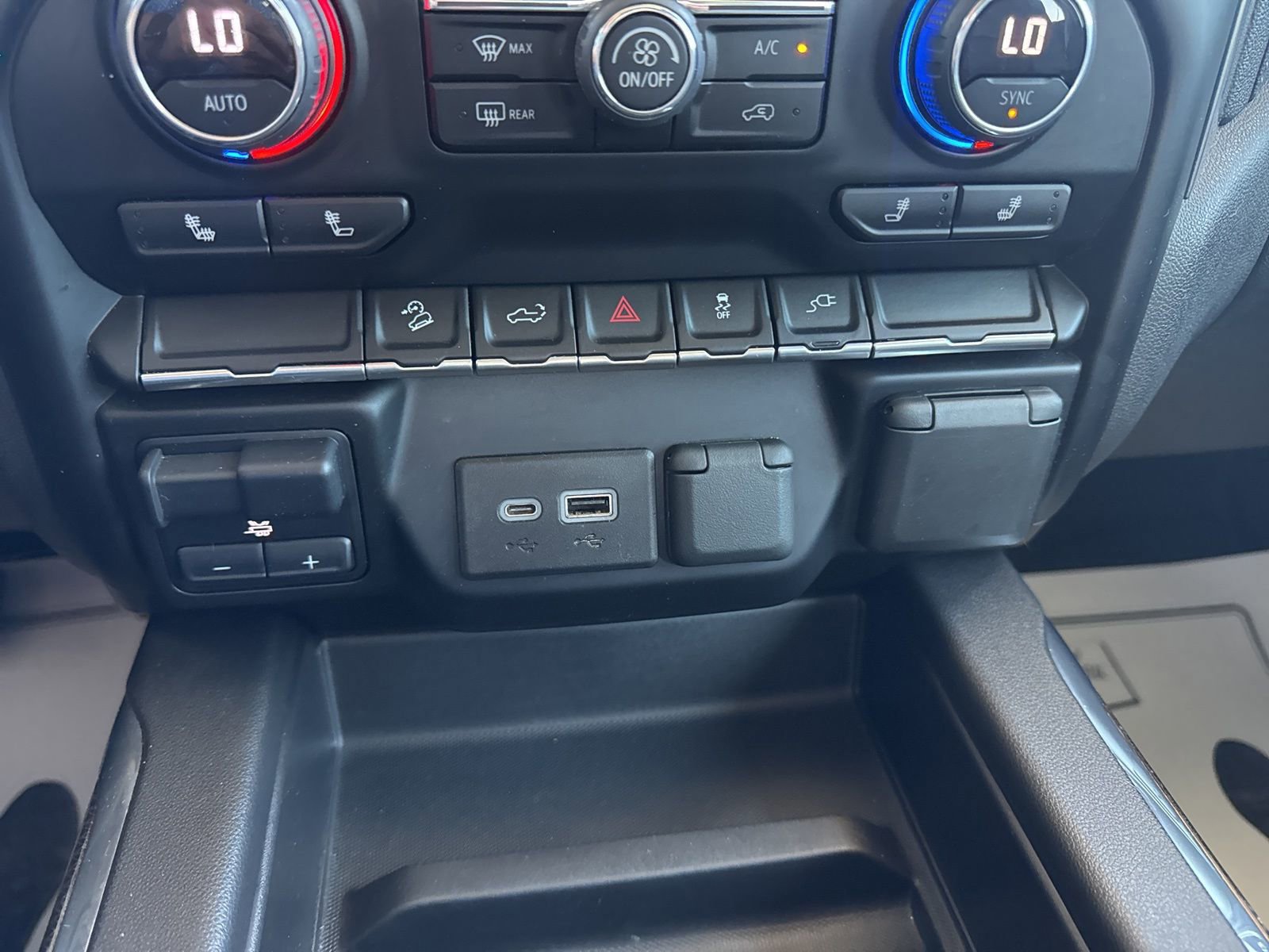 Used 2021 Chevrolet Silverado 1500 LT Trail Boss w/ Convenience Package II image 38