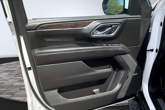 Used 2021 Chevrolet Tahoe Z71 w/ Luxury Package image 26